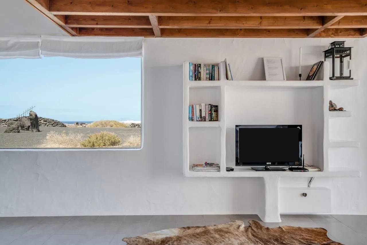 El Loft Villa Famara Holiday home