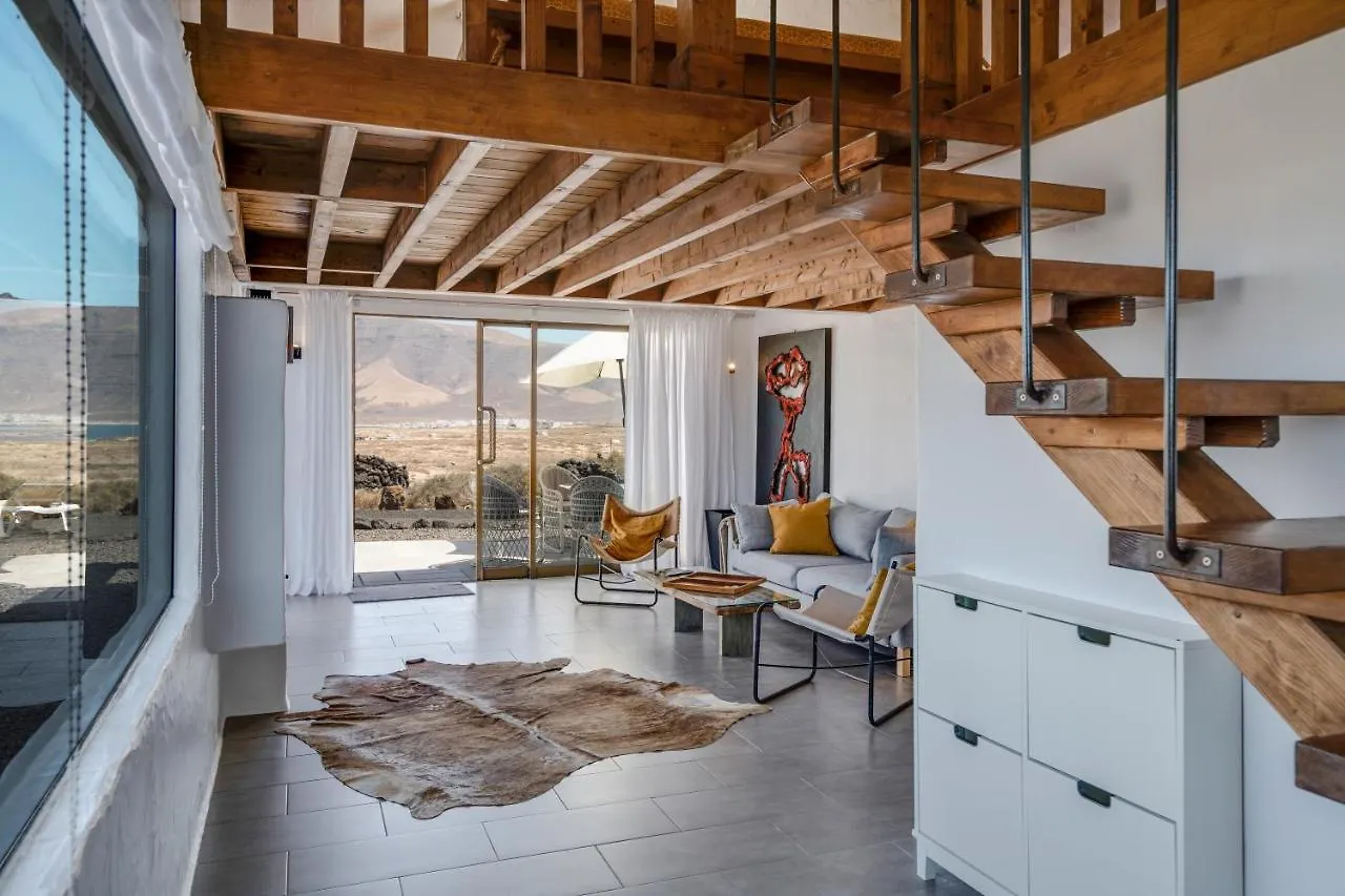 El Loft Villa Famara 0*,  Spain